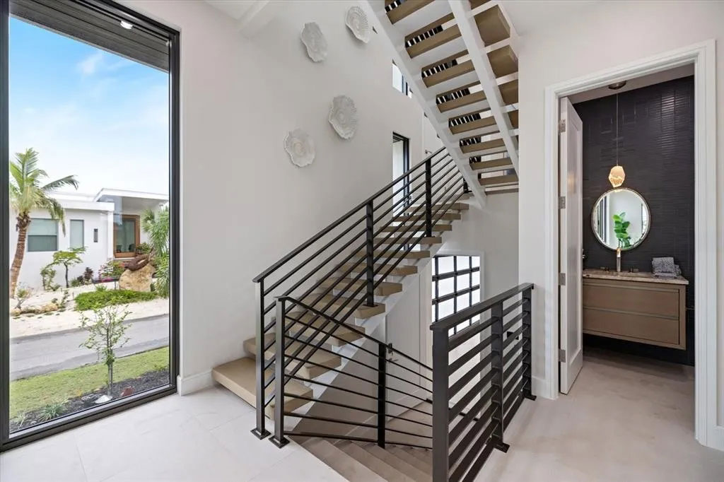 gallery grid image